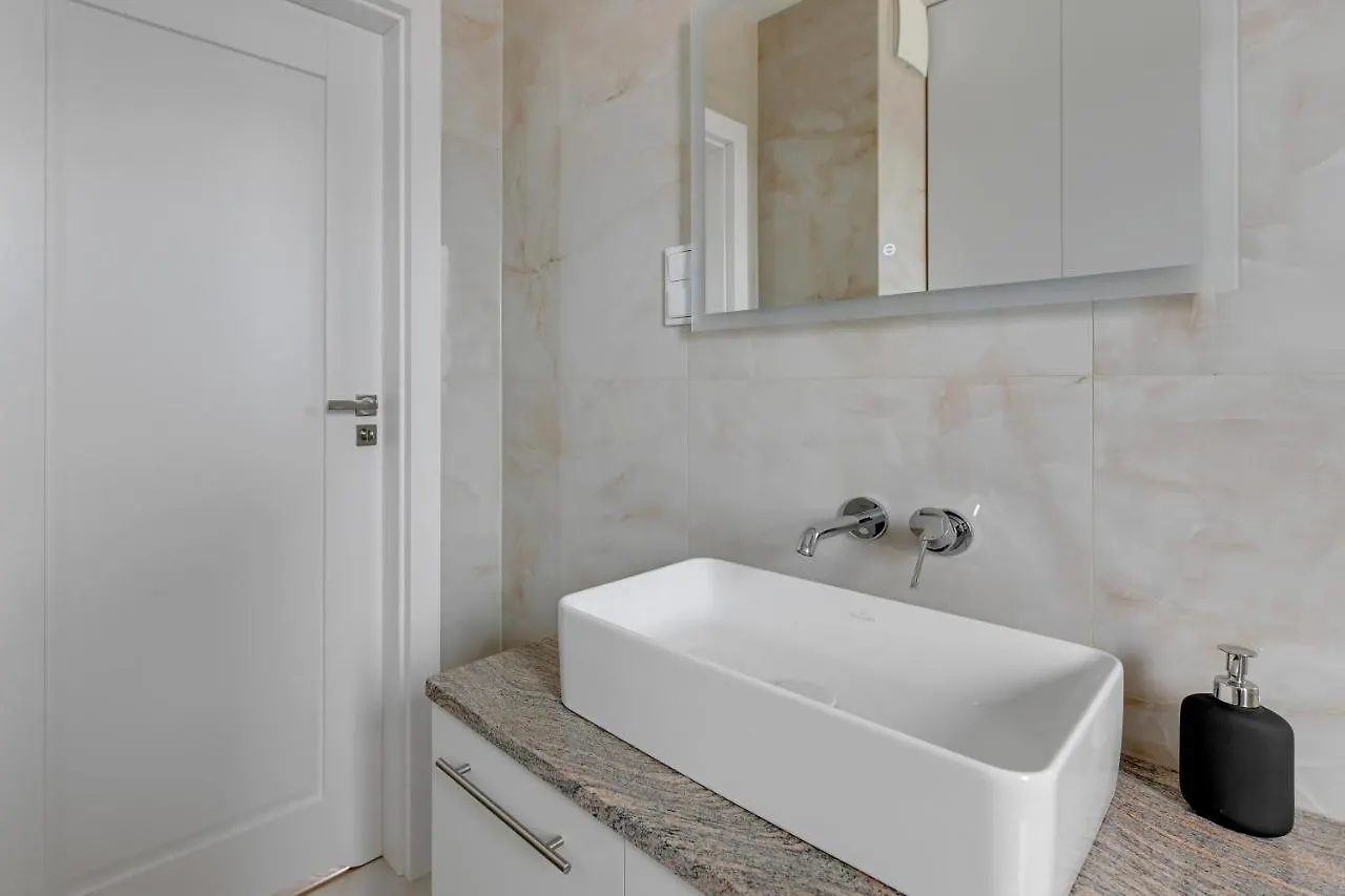 Comfort Apartments Porto Gdansk 0*,